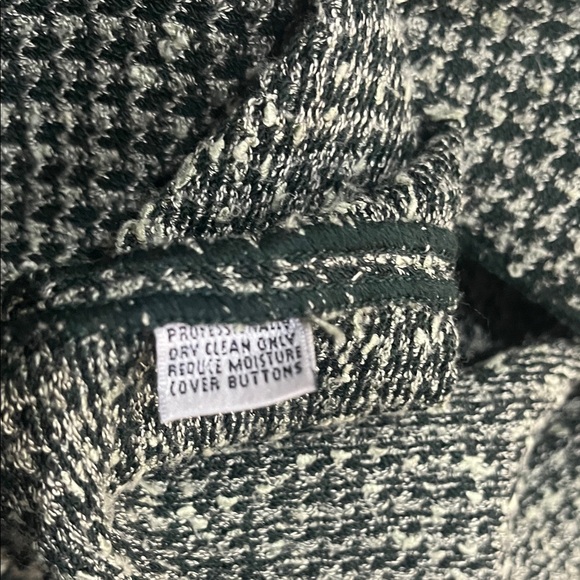 VINTAGE St. John Collection by Marie Gray Winter Green Houndstooth Jacket - Picture 10 of 10